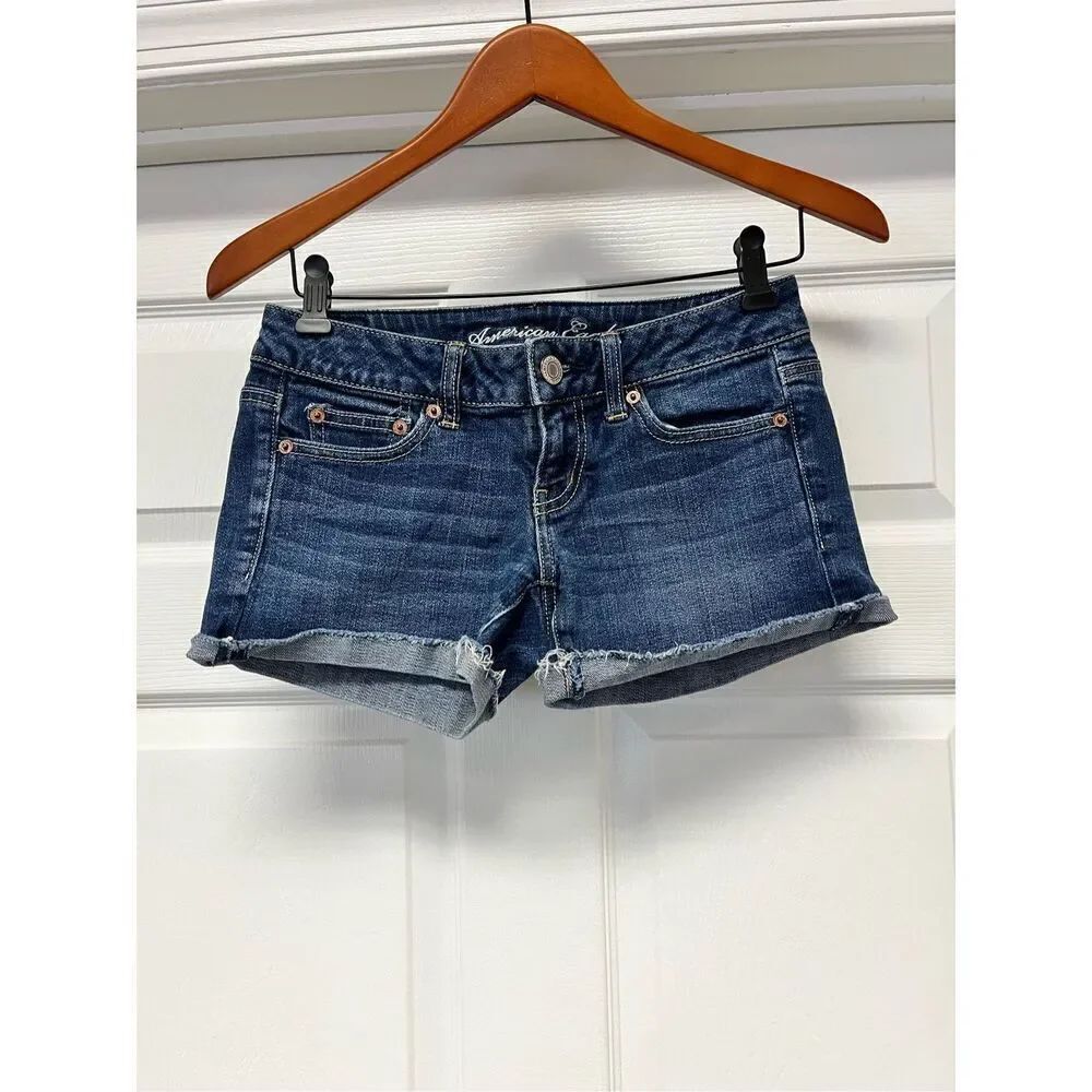 AEO Classic Fit Stretch Cuffed Denim Shorts sz 0 EUC